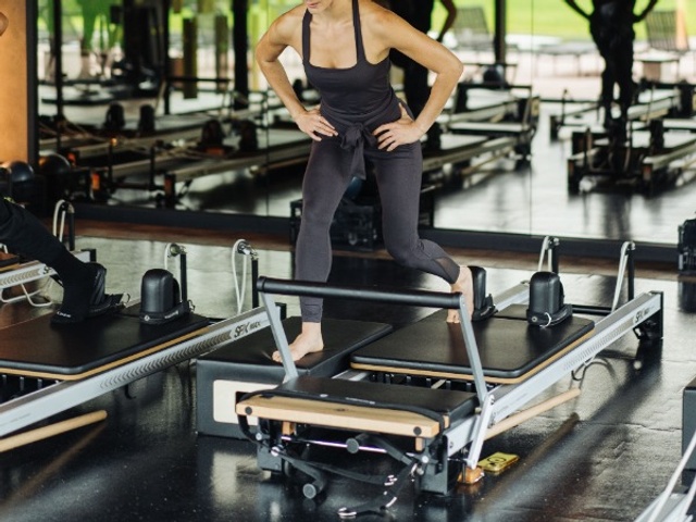 Pilates reformer: Intermediate 